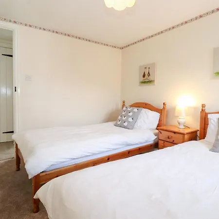Holiday home Swallows Nest *