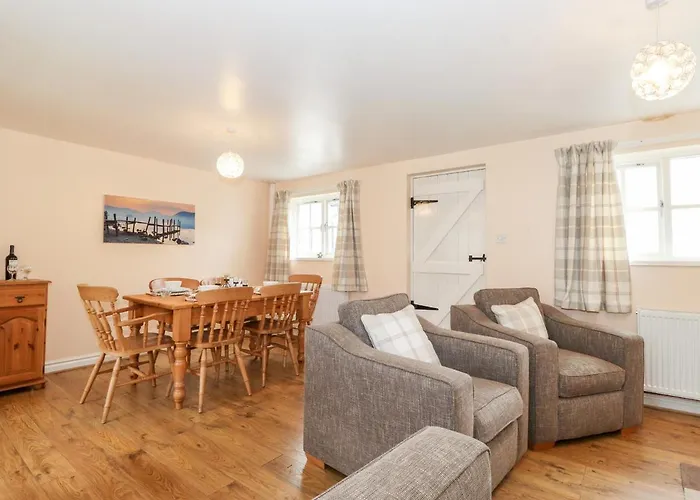 Swallows Nest بيت للعطل *