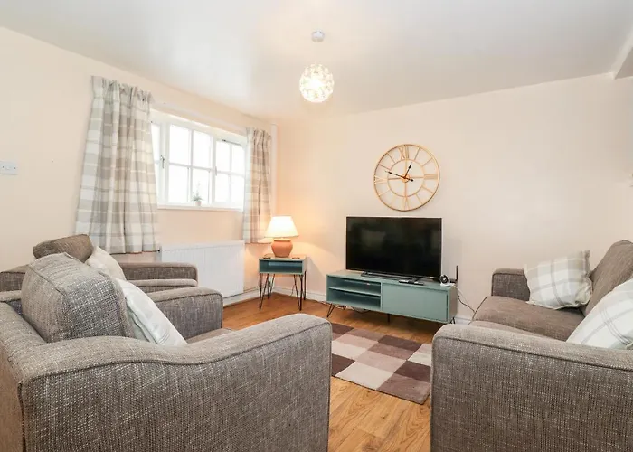 بيت للعطل Swallows Nest