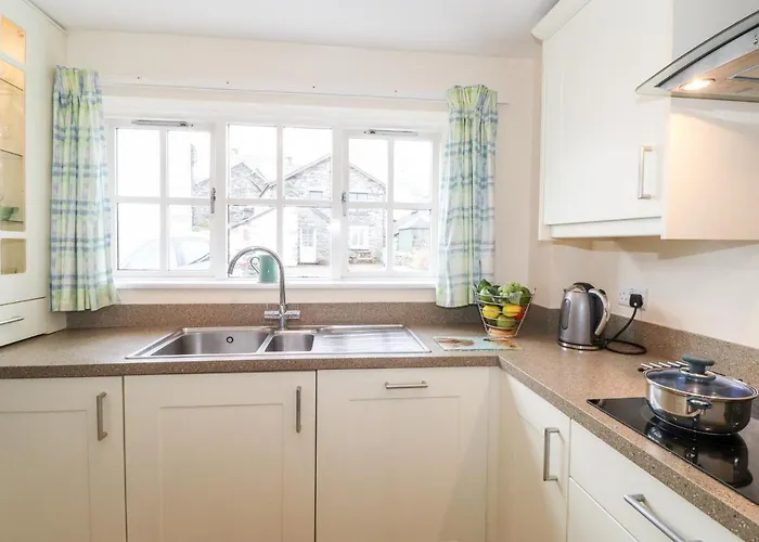 Swallows Nest آمبيلسايد